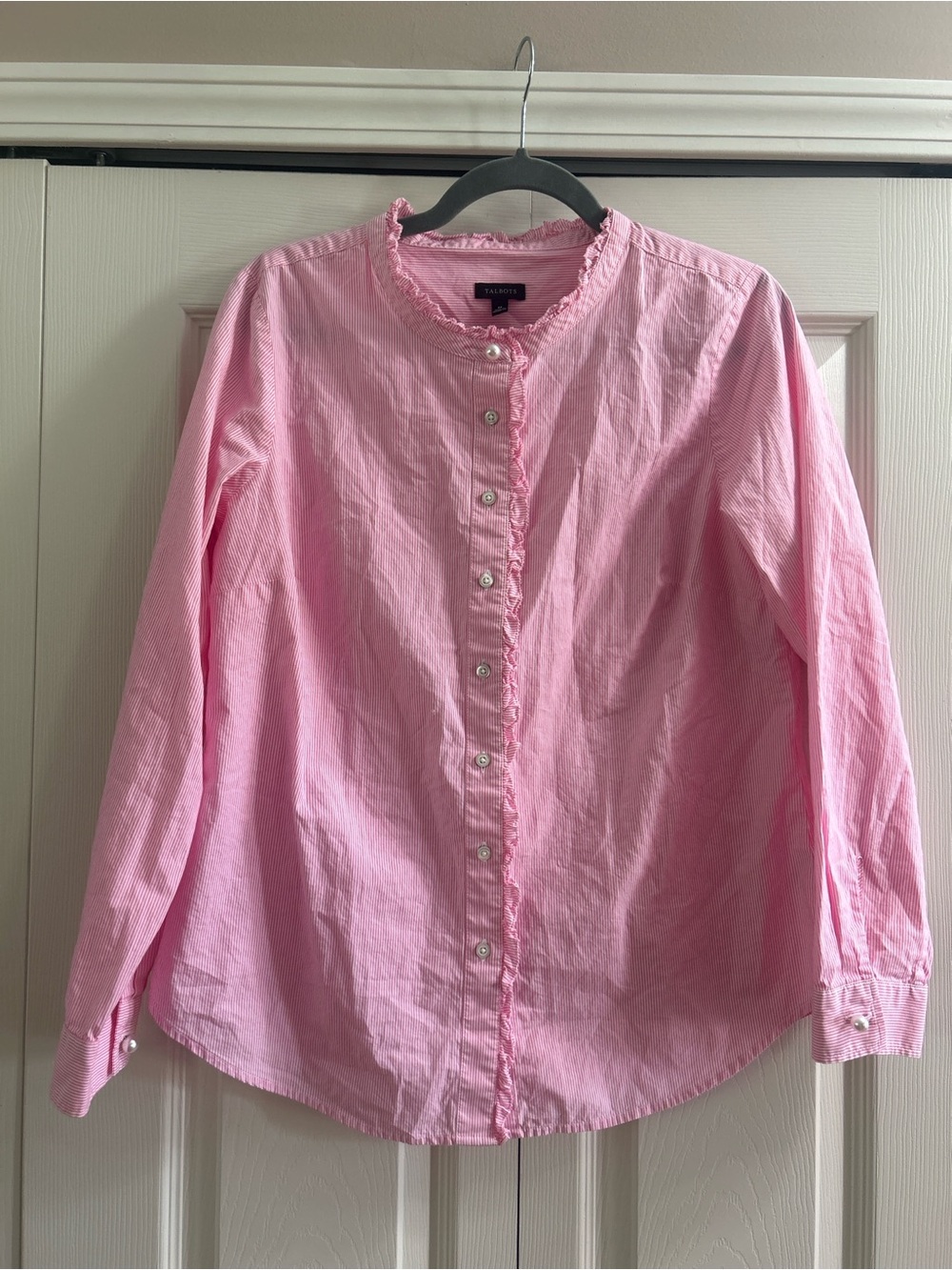 Talbots Blouse Women’s Size M Pink White Stripe Ruffle Trim Button Up